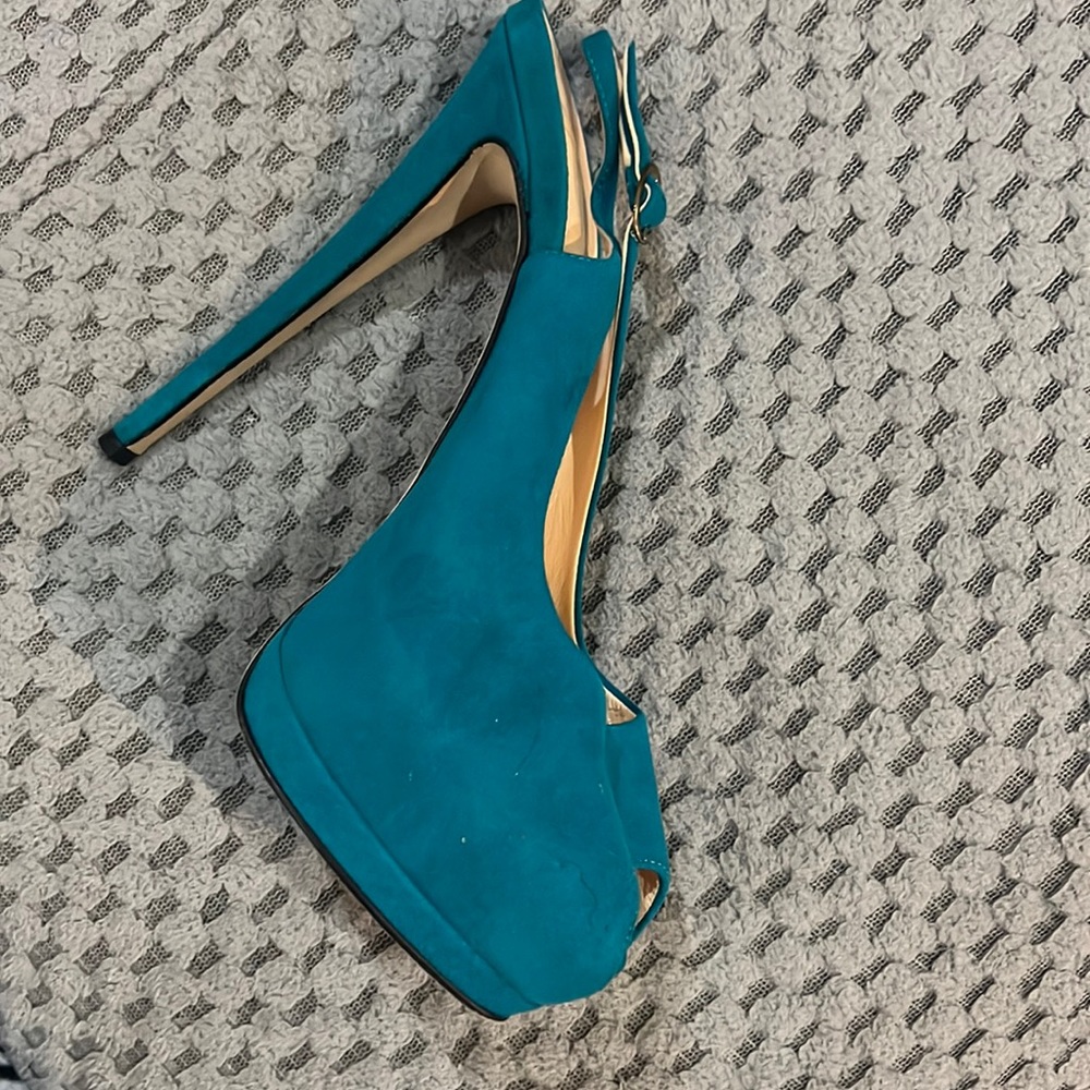 ***AUTHENTIC***Giuseppe Zanotti Suede Peep toe sling back heels